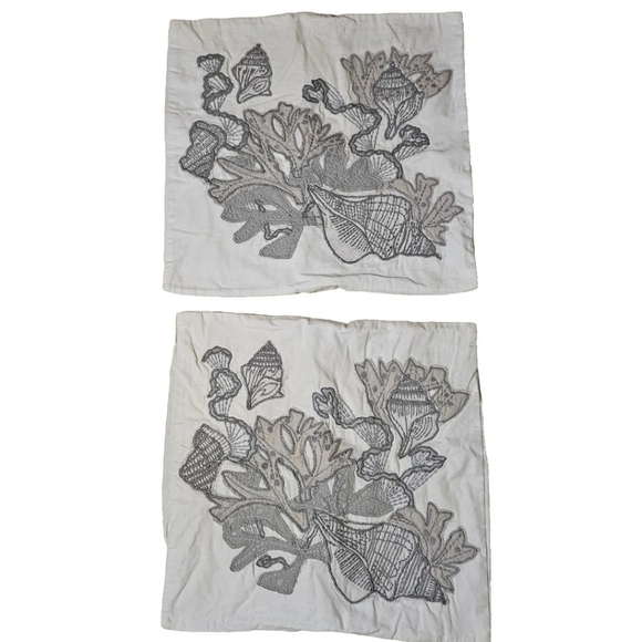 Pottery Barn Sea Life Home Decor Set Of 2 Pillow Covers - Picture 2 of 15